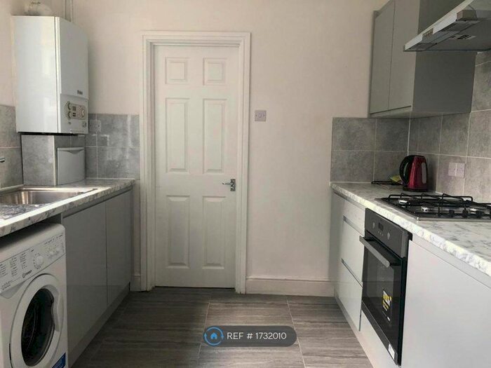 4 Bedroom Terraced House To Rent In Haldane Road, London, E6