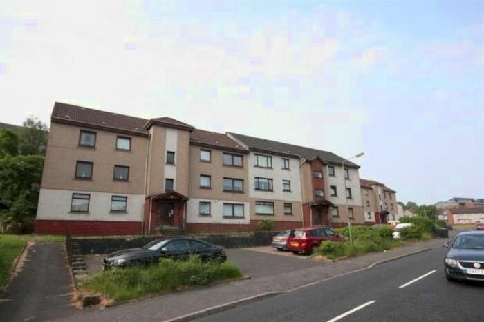 2 Bedroom Flat To Rent In Kilcreggan View, Greenock, Inverclyde, PA15