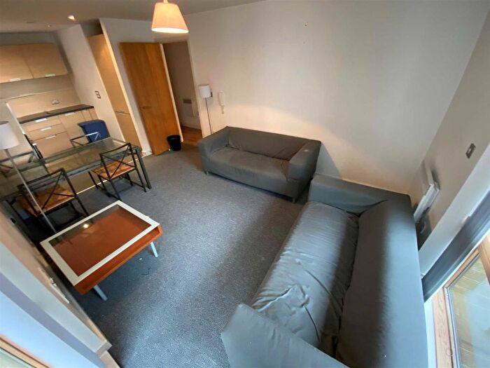 2 Bedroom Flat To Rent In Masson Place, Hornbeam Way, Green Quarter, M4