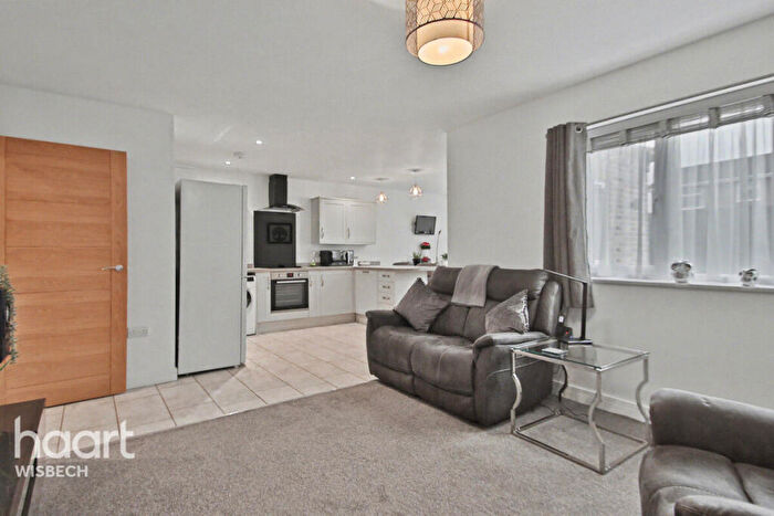 2 Bedroom Semi-Detached Bungalow For Sale In Staithe Road, Wisbech, PE13