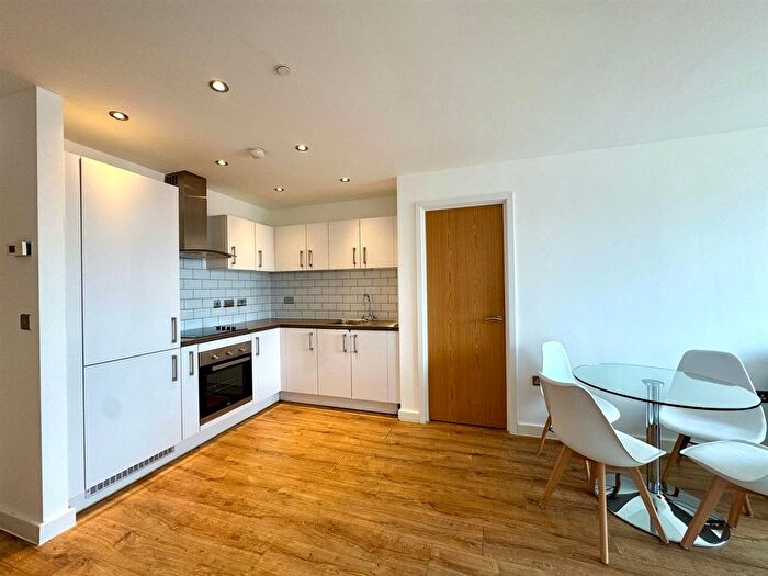 2 Bedroom Flat To Rent In Helena Street, Birmingham, B1
