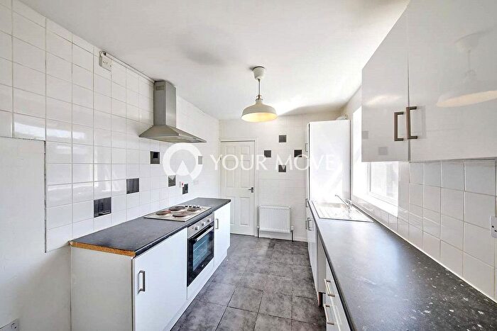 2 Bedroom Flat For Sale In Barrasford Street, Wallsend, Tyne And Wear, NE28