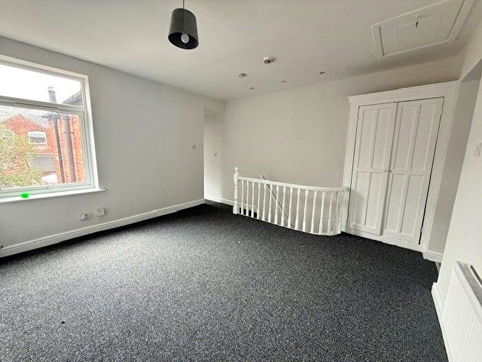 2 Bedroom Flat To Rent In Lawton Street, Crewe, CW2