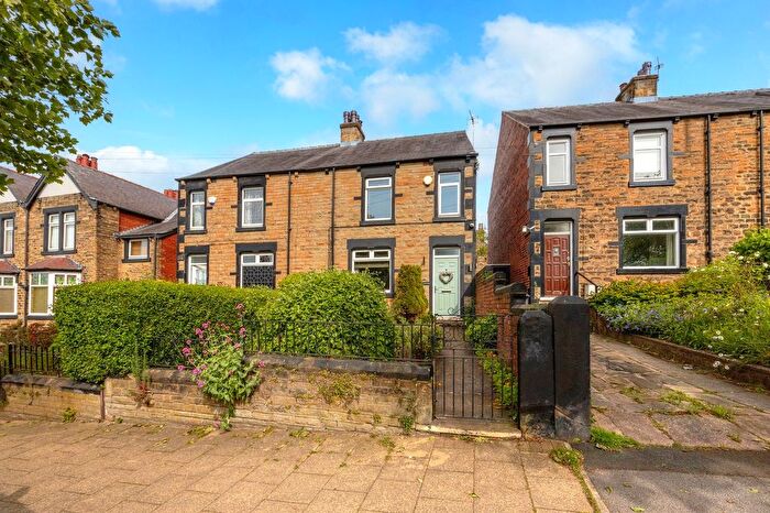 3 Bedroom Semi Detached House For Sale In Locke Avenue, Barnsley, S70