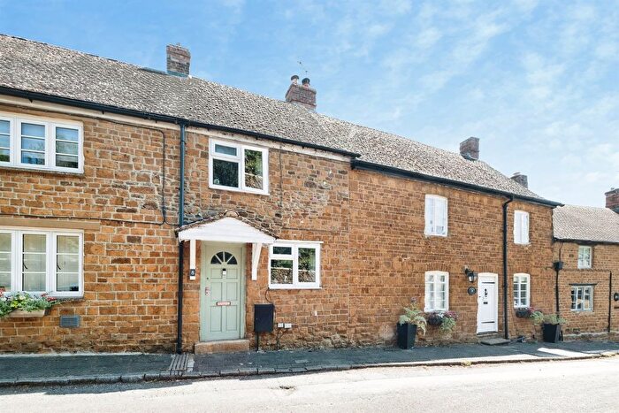 2 Bedroom Terraced House For Sale In Philcote Street, Deddington, Banbury, OX15