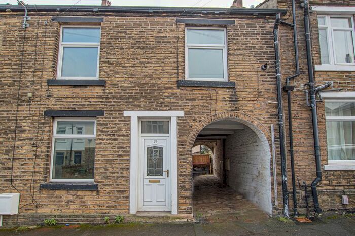 2 Bedroom Terraced House To Rent In Westbury Street, Elland, HX5
