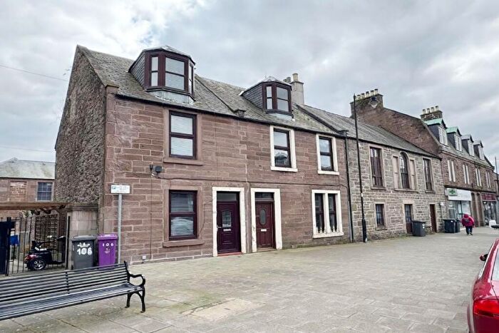 2 Bedroom Flat For Sale In , East High Street, Upper Flat, Forfar, DD8