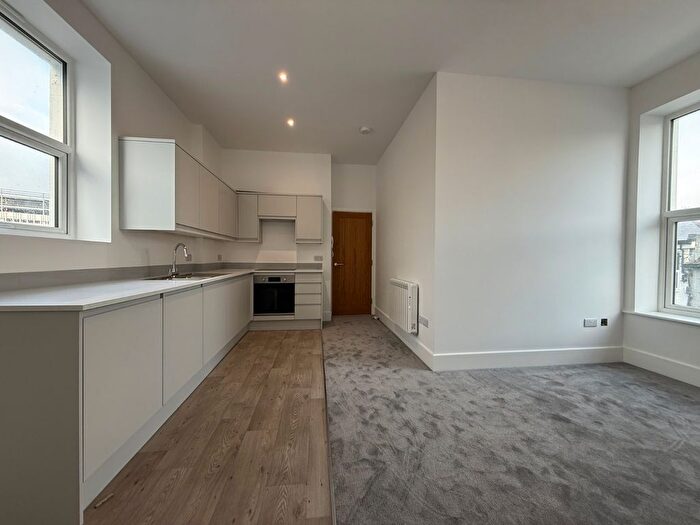 1 Bedroom Flat To Rent In Susans Road, Eastbourne, East Sussex, BN21