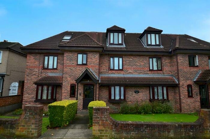 Studio To Rent In Chichester Court, Kings Road, Harrow, HA2