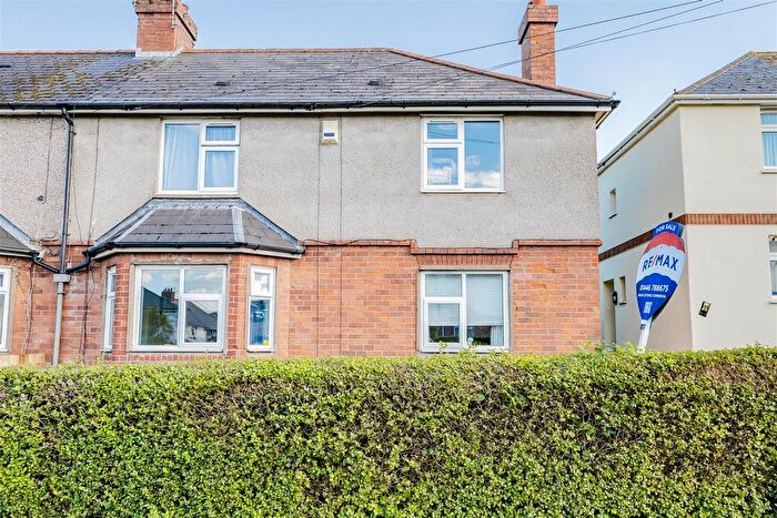 3 Bedroom Semi-detached House For Sale In Dyfan Road, Barry, CF63