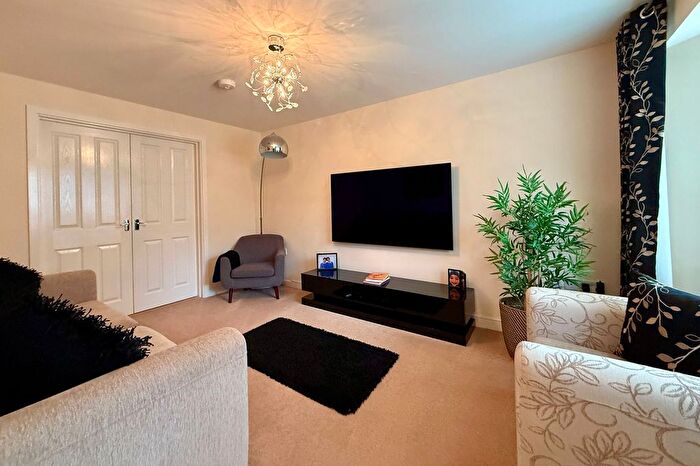 4 Bedroom Detached House For Sale In Moulton Road, Hamilton, LE5
