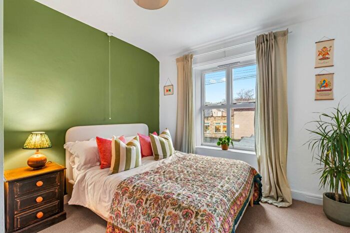 3 Bedroom End Of Terrace House For Sale In Aireside Terrace, Cononley, Keighley, North Yorkshire, BD20