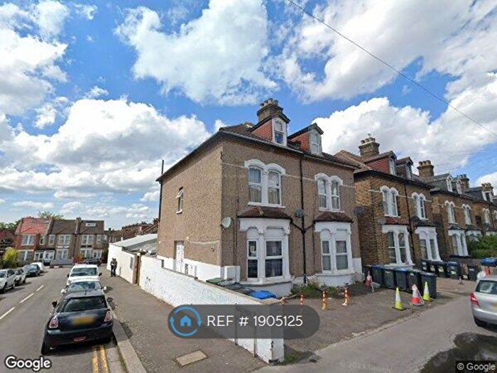 2 Bedroom Flat To Rent In Bensham Lane, Thornton Heath, CR7