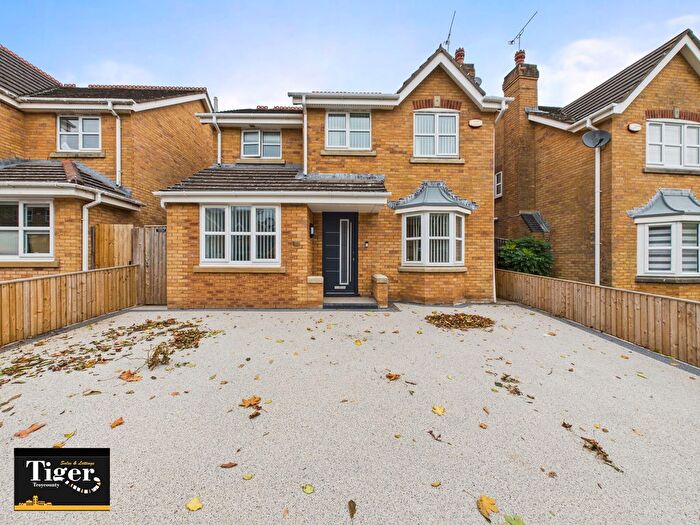 3 Bedroom Detached House For Sale In Rosefinch Way, Blackpool, FY3