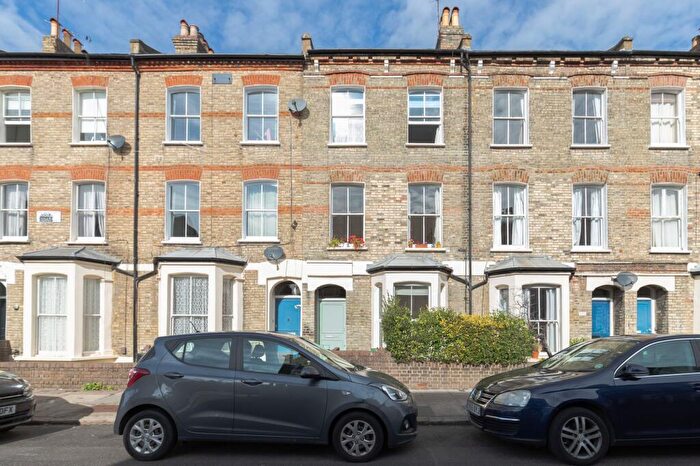 1 Bedroom Flat For Sale In Moray Road, London, N4