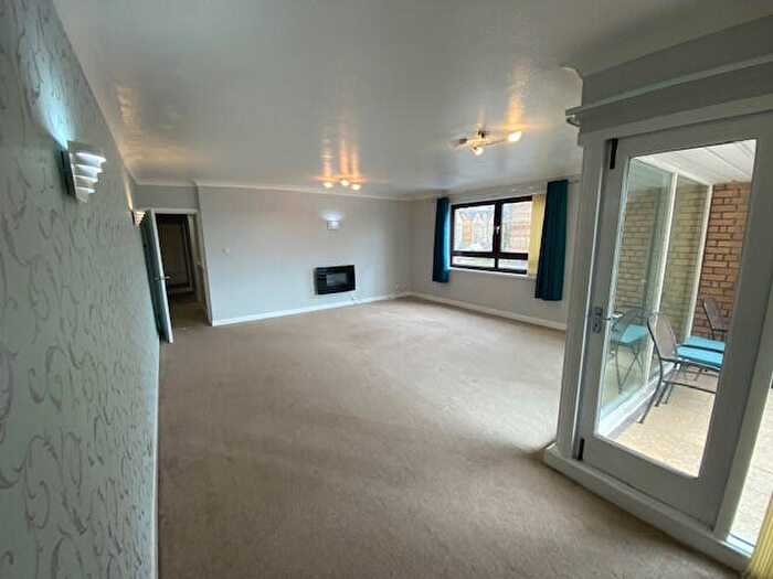 2 Bedroom Apartment To Rent In Royal Beach Court, Lytham St. Annes, FY8