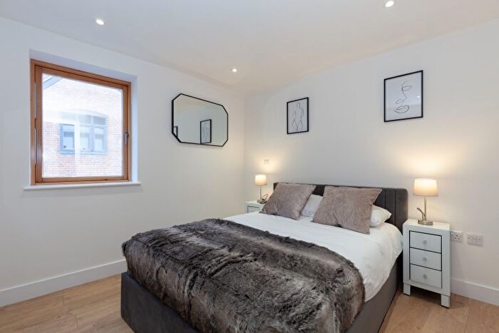 1 Bedroom Flat To Rent In St. Thomas Street, Oxford, OX1