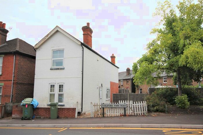 4 Bedroom House To Rent In Guildford Park Road, Guildford, GU2