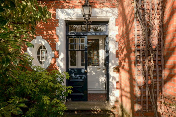 6 Bedroom Detached House To Rent In Effingham Road, Long Ditton, Surbiton, Surrey, KT6