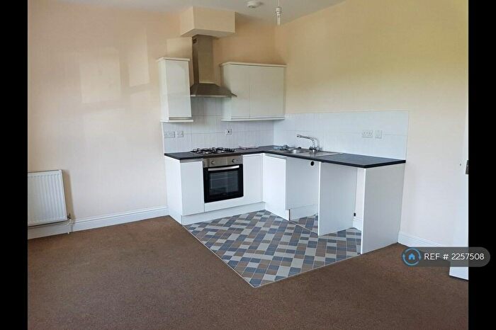 1 Bedroom Flat To Rent In Marlborough Road, Gillingham, ME7