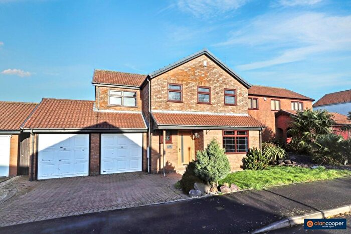 4 Bedroom Detached House For Sale In Gorse Farm Road, Thornhill, Nuneaton, CV11