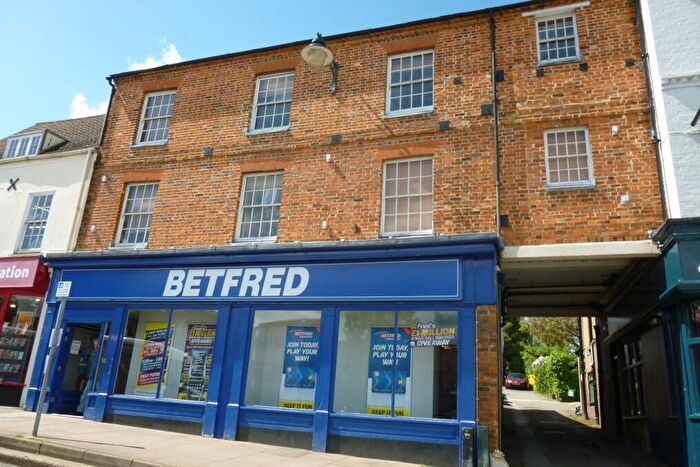 1 Bedroom Apartment To Rent In Market Hill, Buckingham, MK18