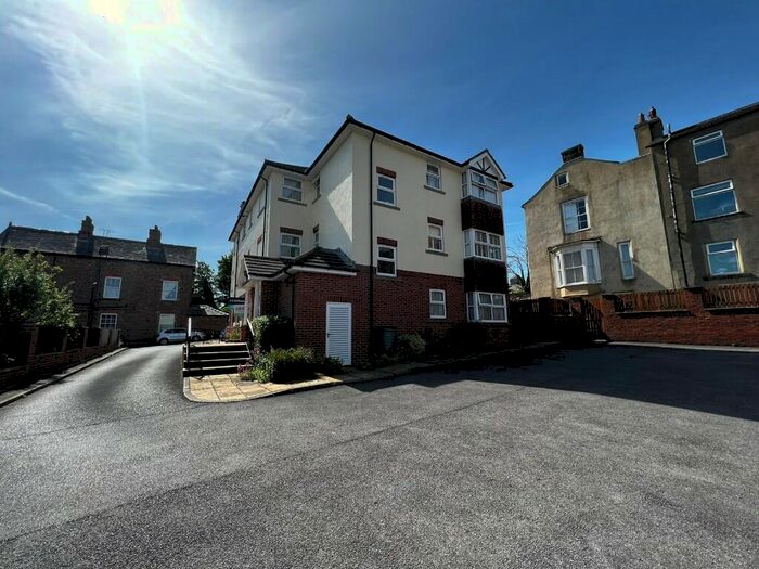 2 Bedroom Flat To Rent In Berrys Avenue, Knaresborough, North Yorkshire, HG5