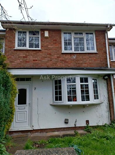 3 Bedroom Terraced House To Rent In Saxon Green, Nottingham, NG7