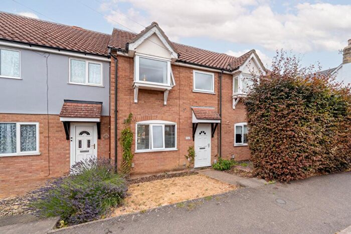 3 Bedroom Terraced House For Sale In London Road, Godmanchester, Huntingdon, Cambridgeshire, PE29