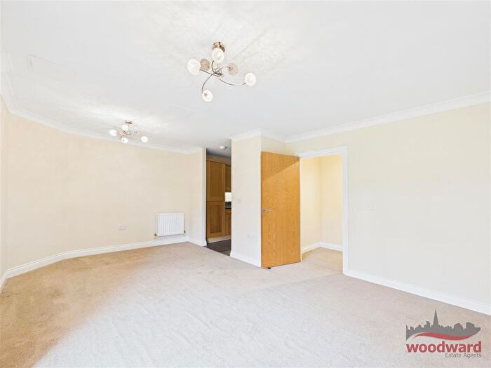 Studio To Rent In Harrow, HA2