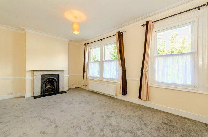 1 Bedroom Flat To Rent In Ramsay Road, Forest Gate, London, E7