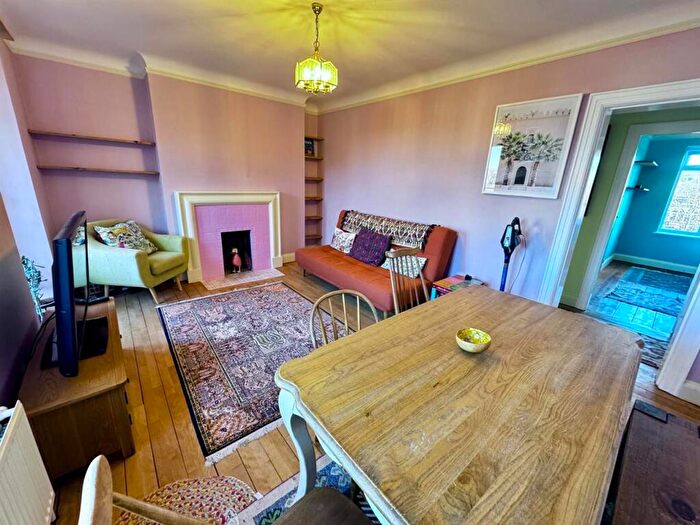 3 Bedroom Apartment To Rent In Rutland Court, New Church Road, Hove, BN3