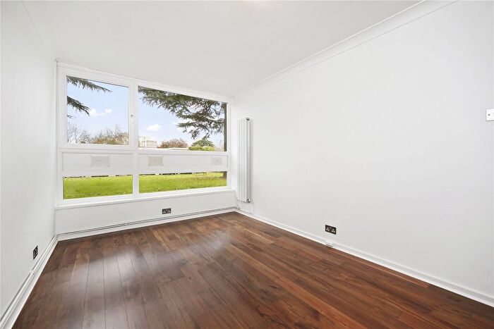 2 Bedroom Flat To Rent In West Hill, Southfields, SW15