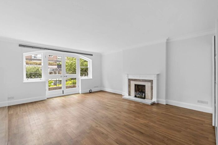 2 Bedroom Flat To Rent In London, London, SW5