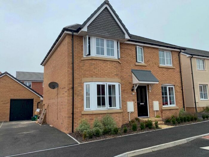 4 Bedroom Detached House To Rent In St Peters Crescent, Rhoose, Vale Of Glamorgan, CF62