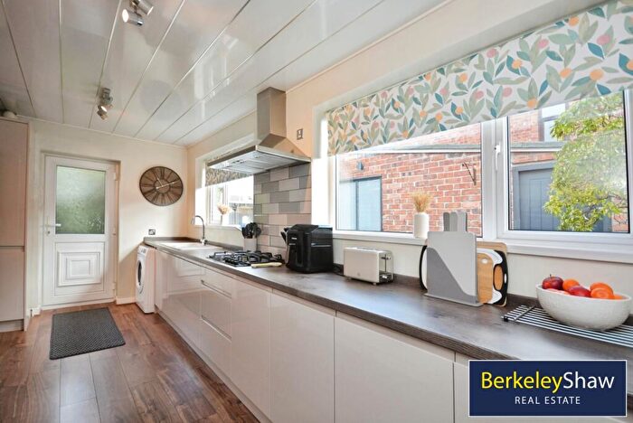 3 Bedroom Semi Detached House For Sale In Waddicar Lane, Melling, Liverpool, L31