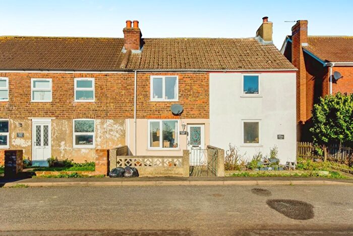 2 Bedroom Terraced House For Sale In Wicks Row, Holbeach, Spalding, PE12