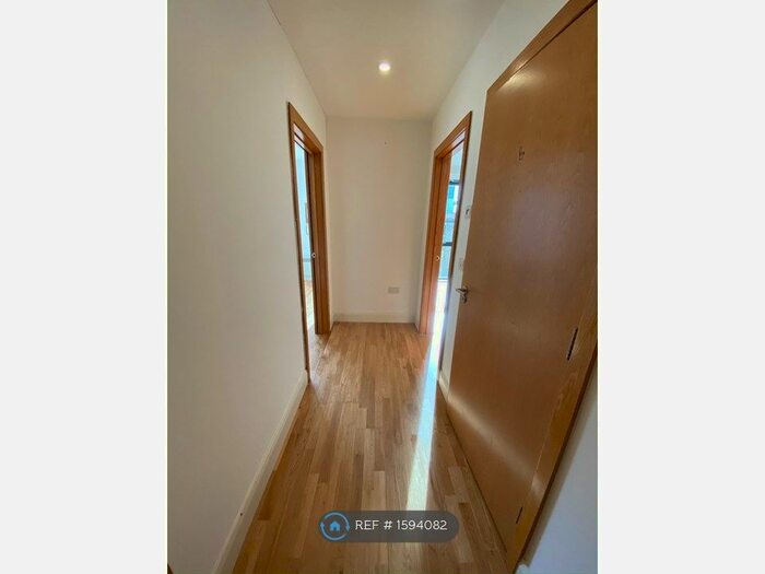 1 Bedroom Flat To Rent In Bridge House, Croydon, CR0