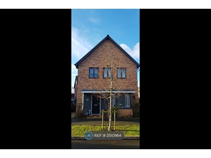 3 Bedroom Detached House To Rent In Masham Way, Whitehouse, Milton Keynes, MK8