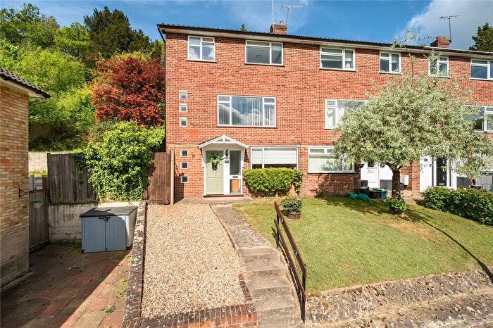 4 Bedroom End Of Terrace House For Sale In Hillingdale, Biggin Hill, Westerham, Kent, TN16