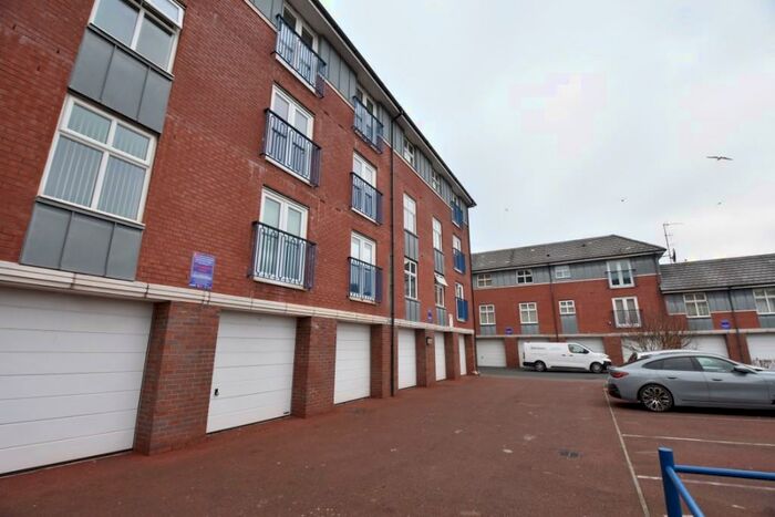 1 Bedroom Flat To Rent In Newton Drive, Blackpool, Lancashire, FY3