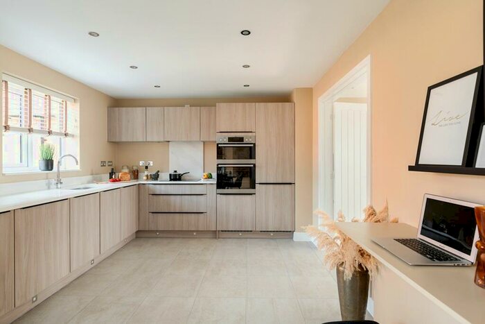 4 Bedroom Detached House For Sale In Coniston Crescent, Stourport-On-Severn, DY13