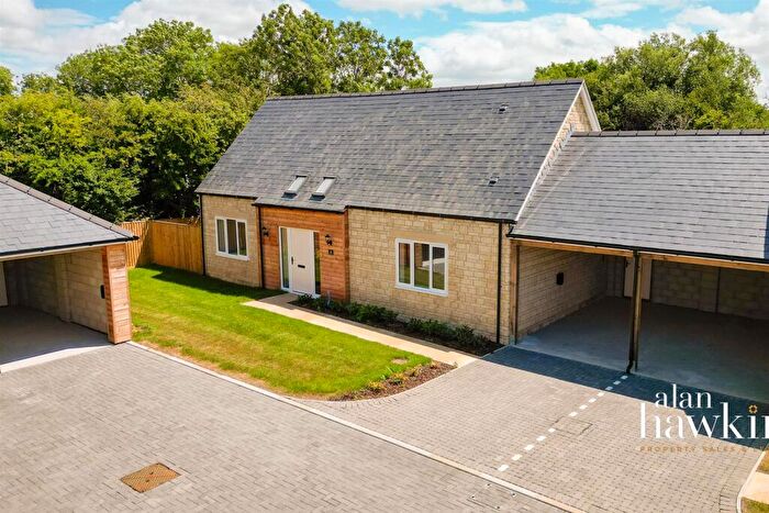 3 Bedroom Detached House For Sale In Old Orchard Close, Christian Malford, Chippenham, SN15
