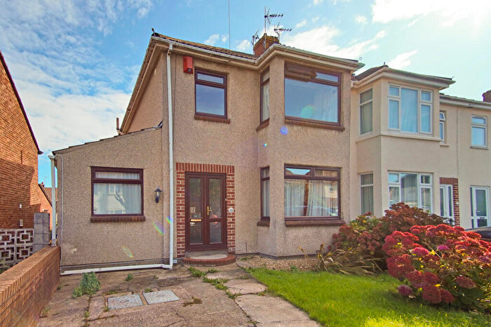 4 Bedroom Semi-Detached House To Rent In Boverton Road, Filton, BS34