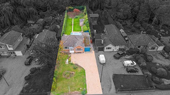 2 Bedroom Detached Bungalow For Sale In Church Way, Tydd St Mary, Wisbech, Cambridgeshire, PE13