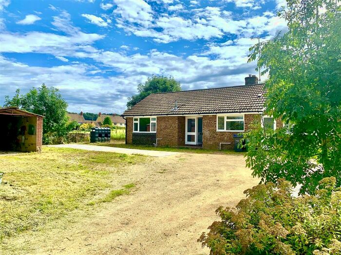 3 Bedroom Detached Bungalow To Rent In Chapel Cottages, West Overton, Marlborough, SN8