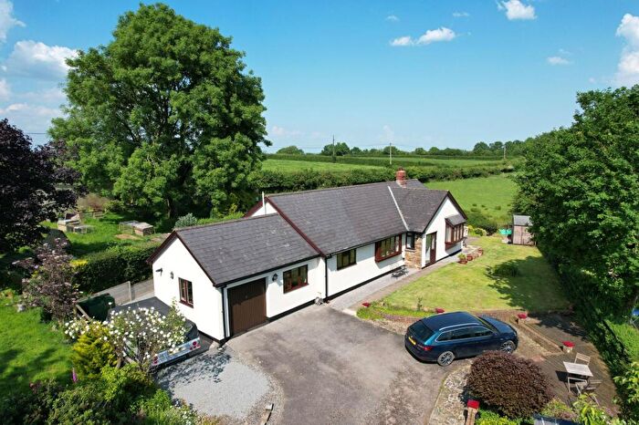 3 Bedroom Detached Bungalow For Sale In Inwardleigh, Okehampton, EX20