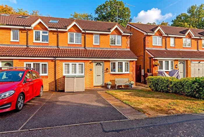 3 Bedroom Property For Sale In Wynches Farm Drive, St. Albans, AL4