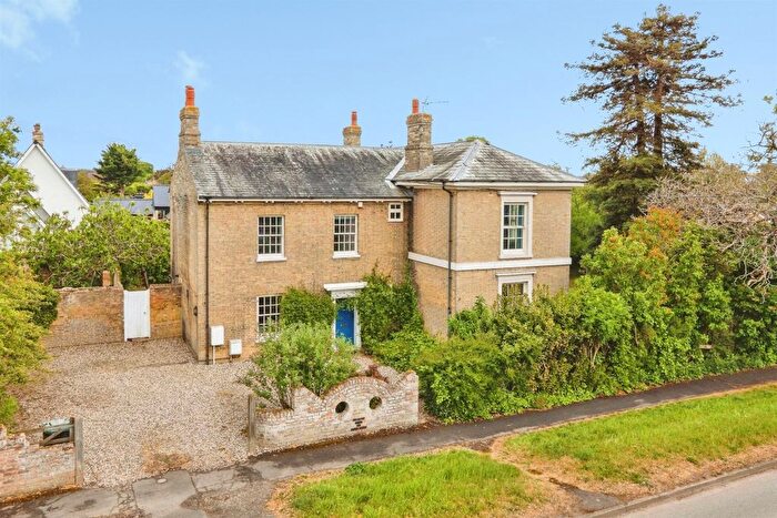 5 Bedroom Detached House For Sale In High Street, Mepal, Ely, CB6