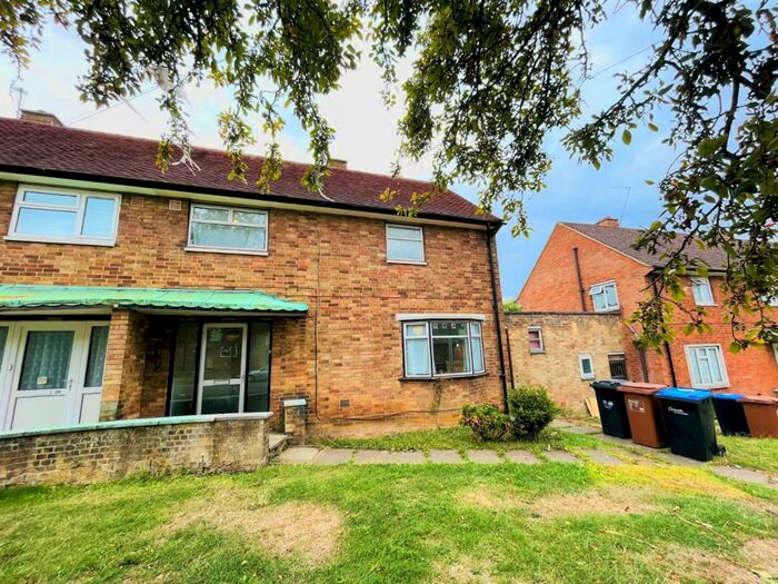 3 Bedroom Terraced House To Rent In South Oval, Kings Heath, Northampton, Northamptonshire, NN5